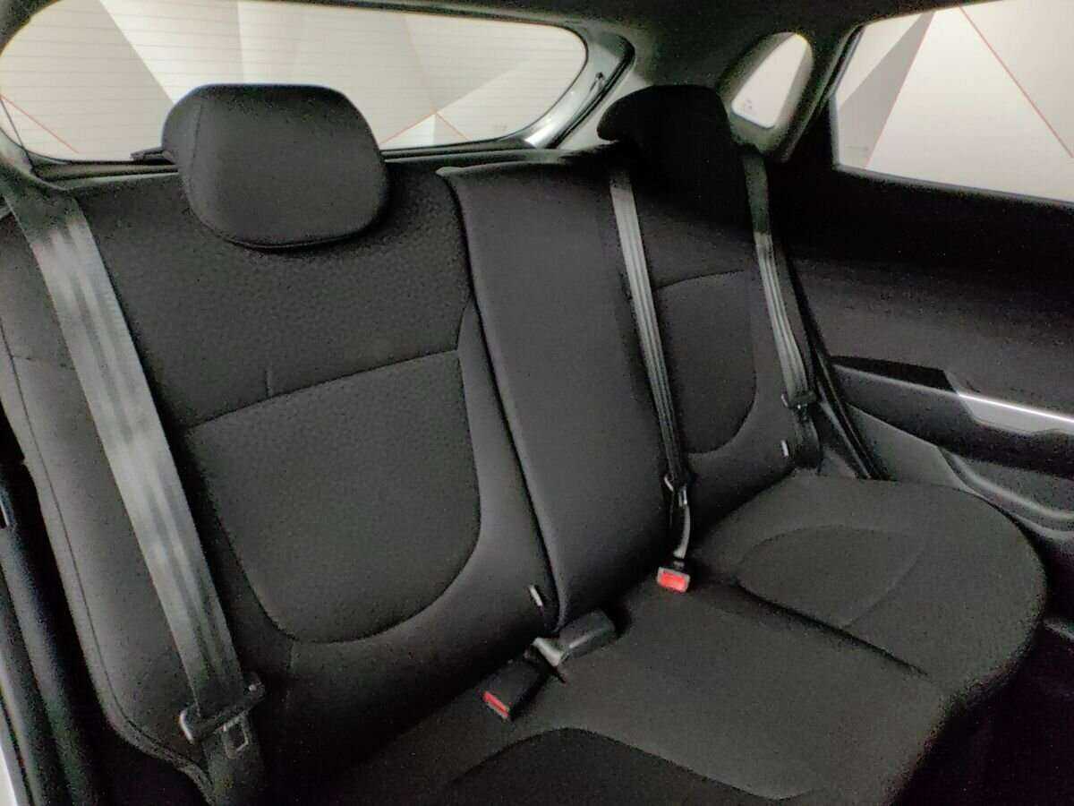 Купить Kia Rio с пробегом. Фото: #10