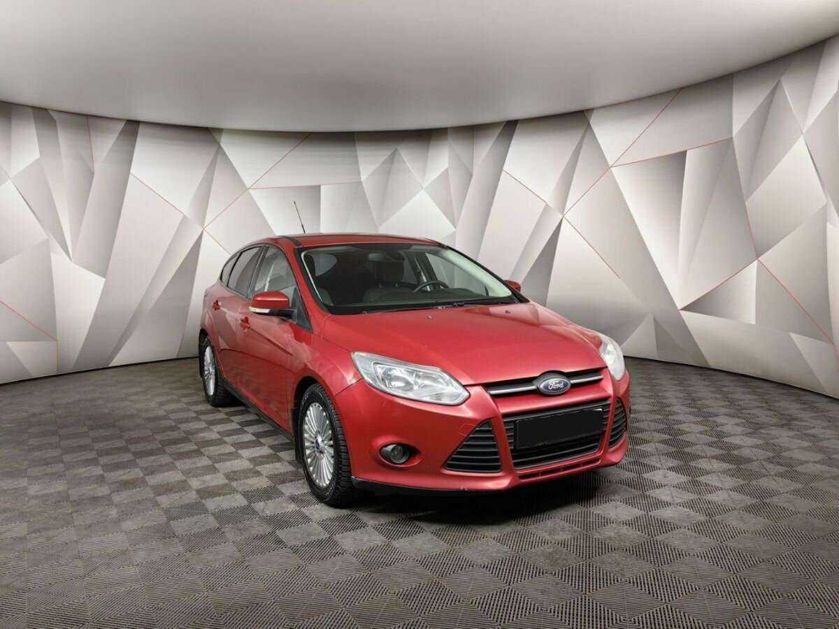Купить Ford Focus с пробегом. Фото: #2