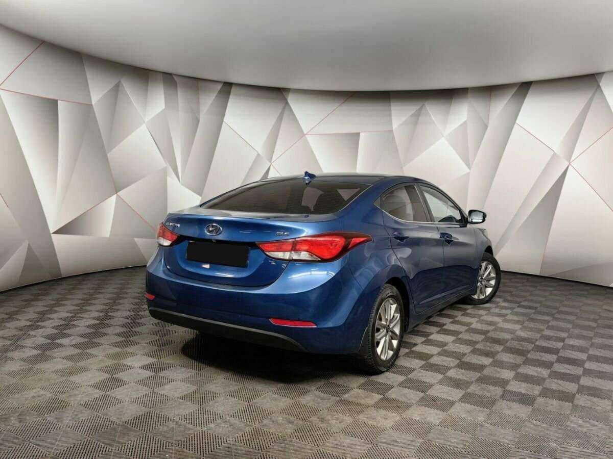 Купить Hyundai Elantra с пробегом. Фото: #1
