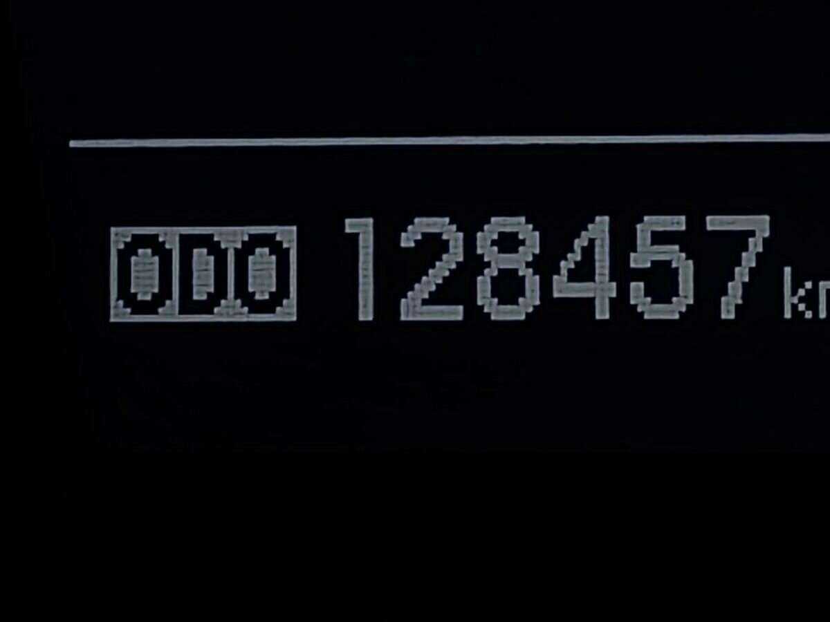 Купить Hyundai ix35 с пробегом. Фото: #17