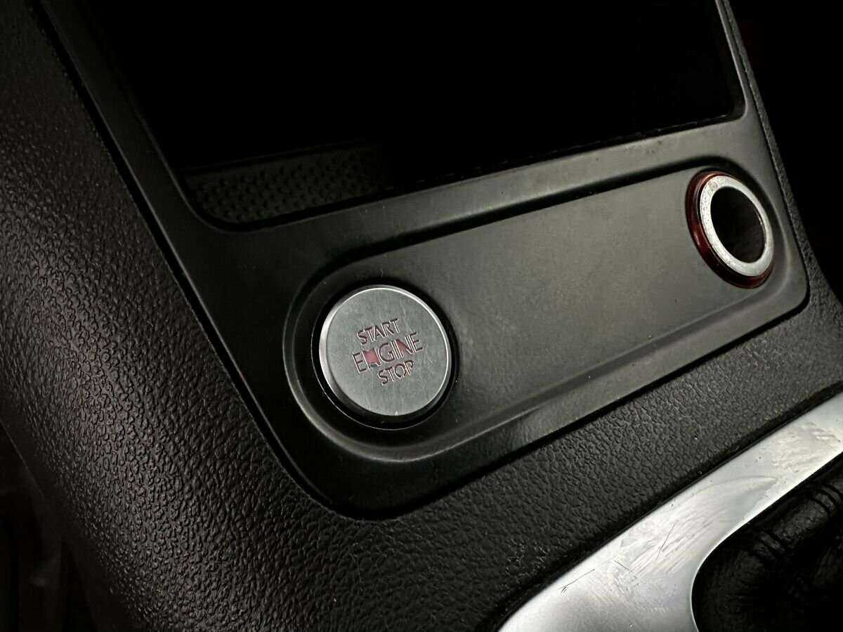 Купить Volkswagen Tiguan с пробегом. Фото: #13