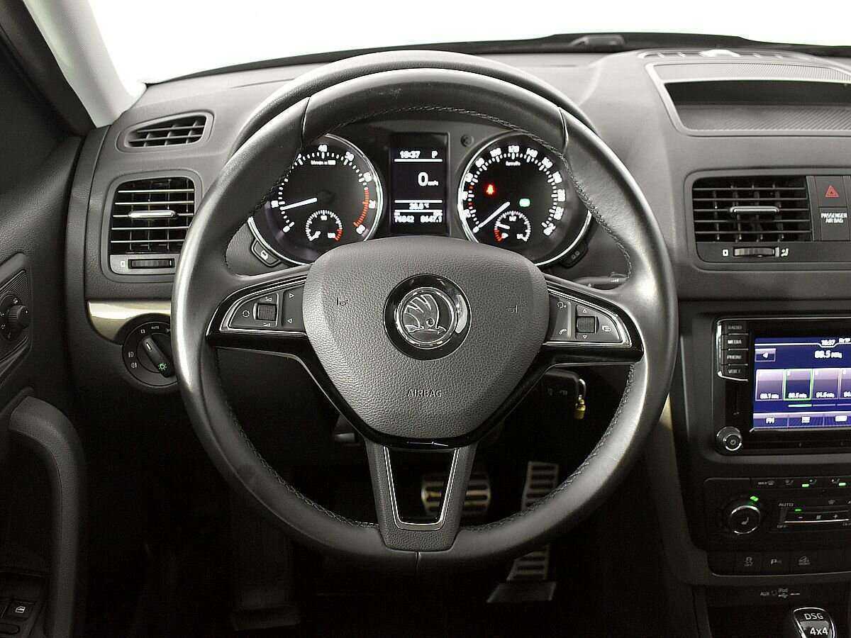 Купить Skoda Yeti с пробегом. Фото: #12