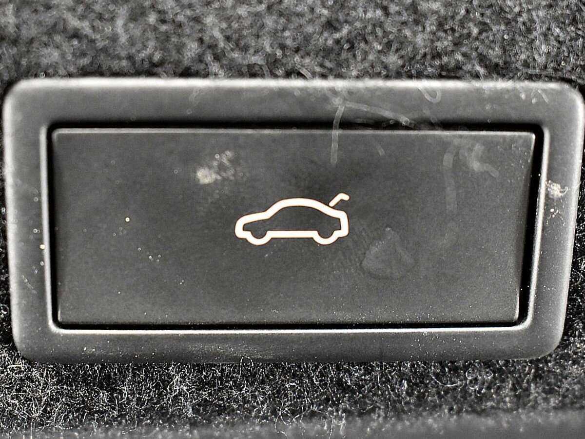 Купить Skoda Octavia с пробегом. Фото: #17