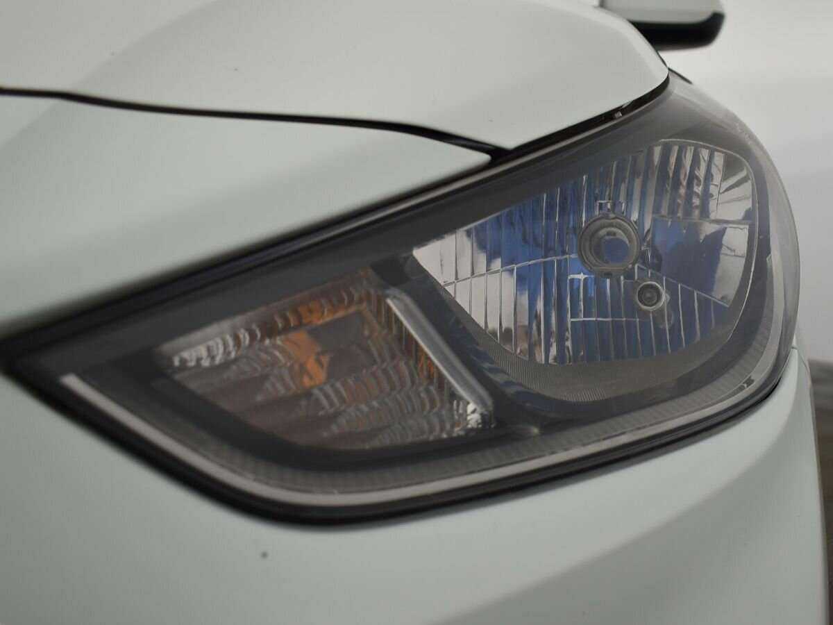 Купить Hyundai Solaris с пробегом. Фото: #6
