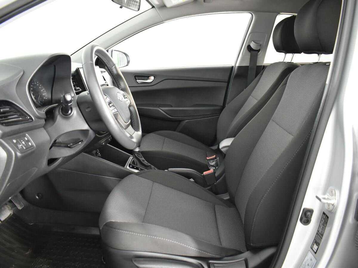 Купить Hyundai Solaris с пробегом. Фото: #6