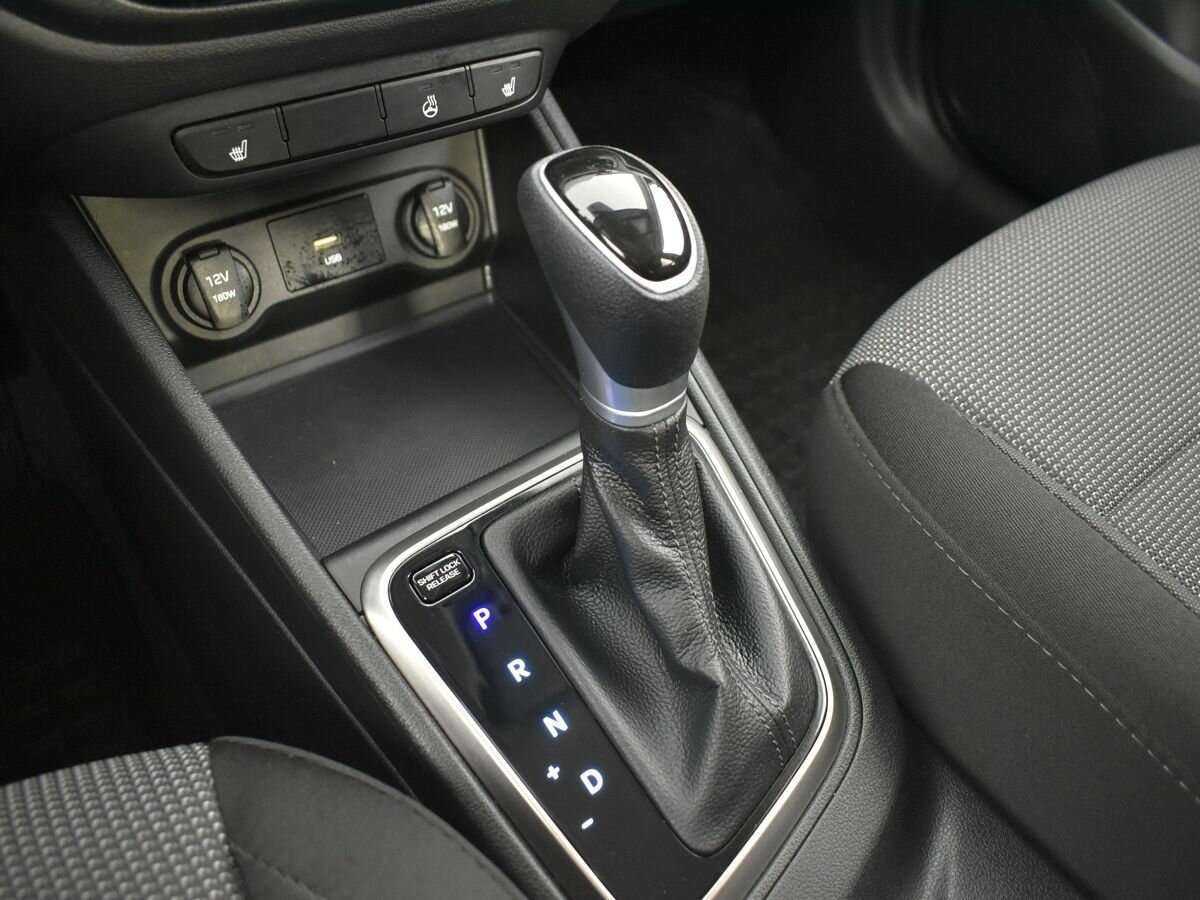 Купить Hyundai Solaris с пробегом. Фото: #11