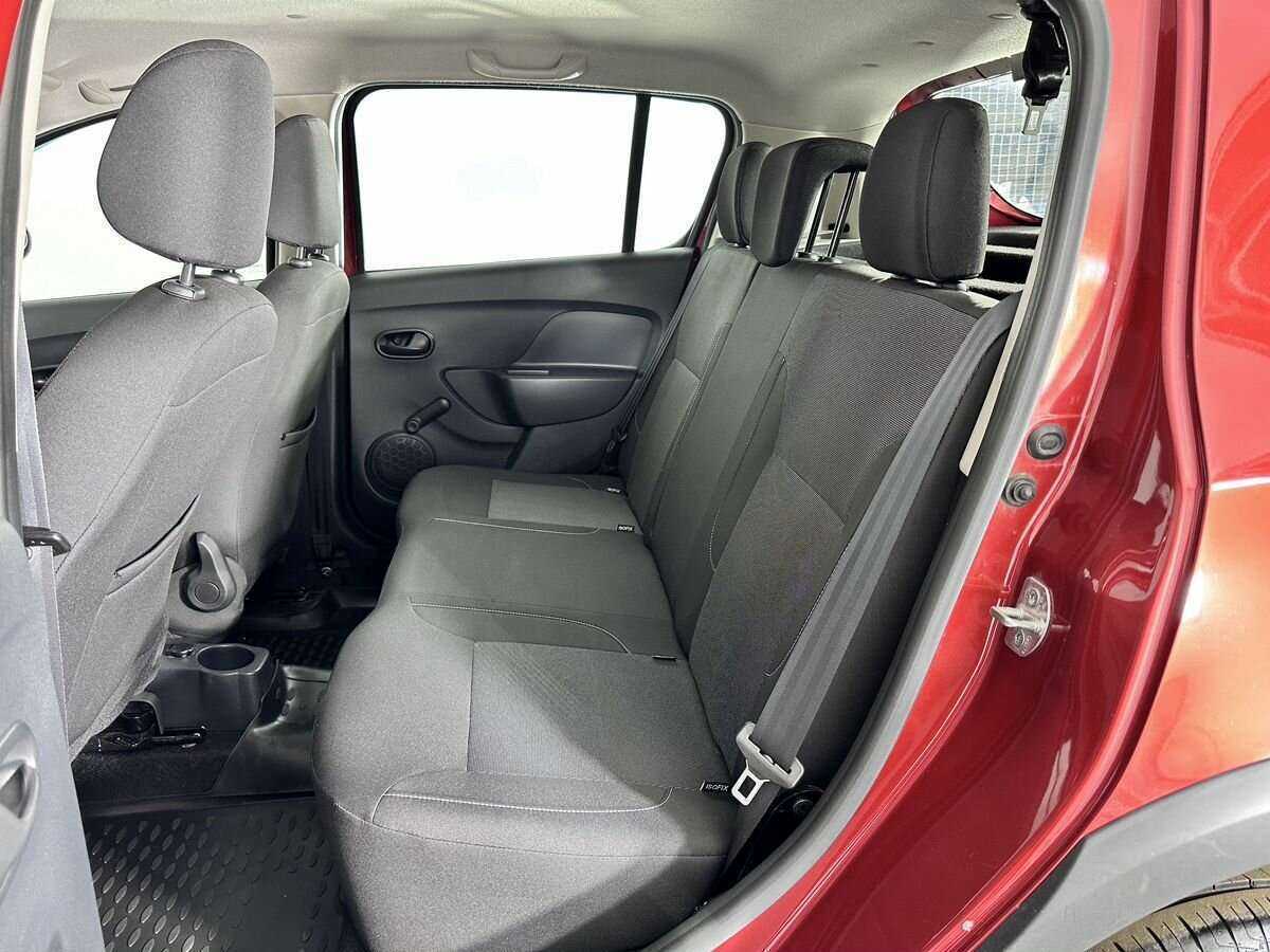 Купить Renault Sandero с пробегом. Фото: #12