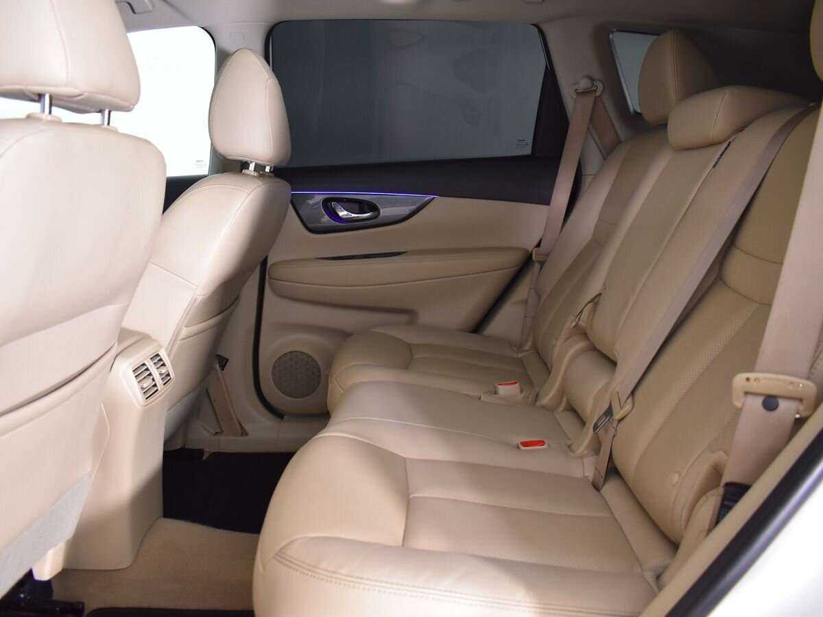 Купить Nissan X-Trail с пробегом. Фото: #17
