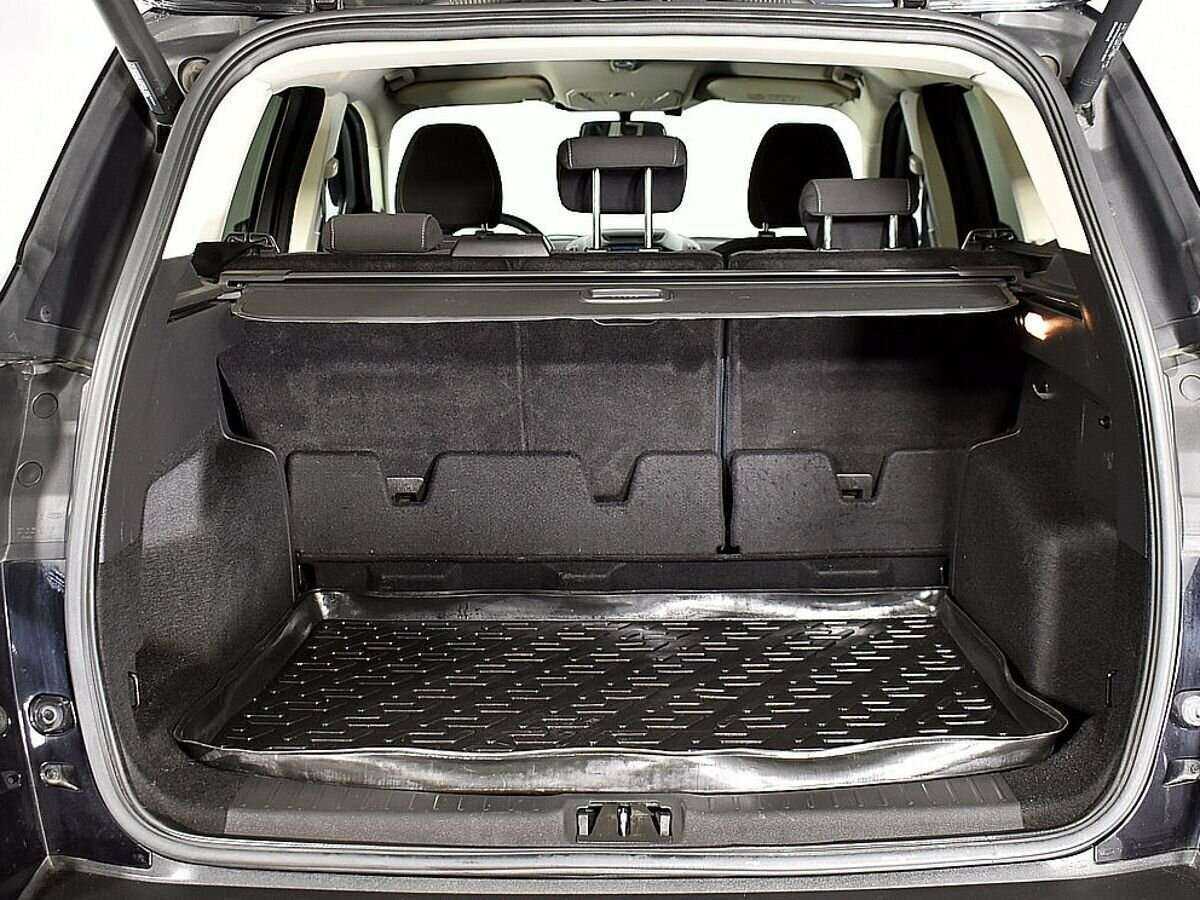 Купить Ford Kuga с пробегом. Фото: #18