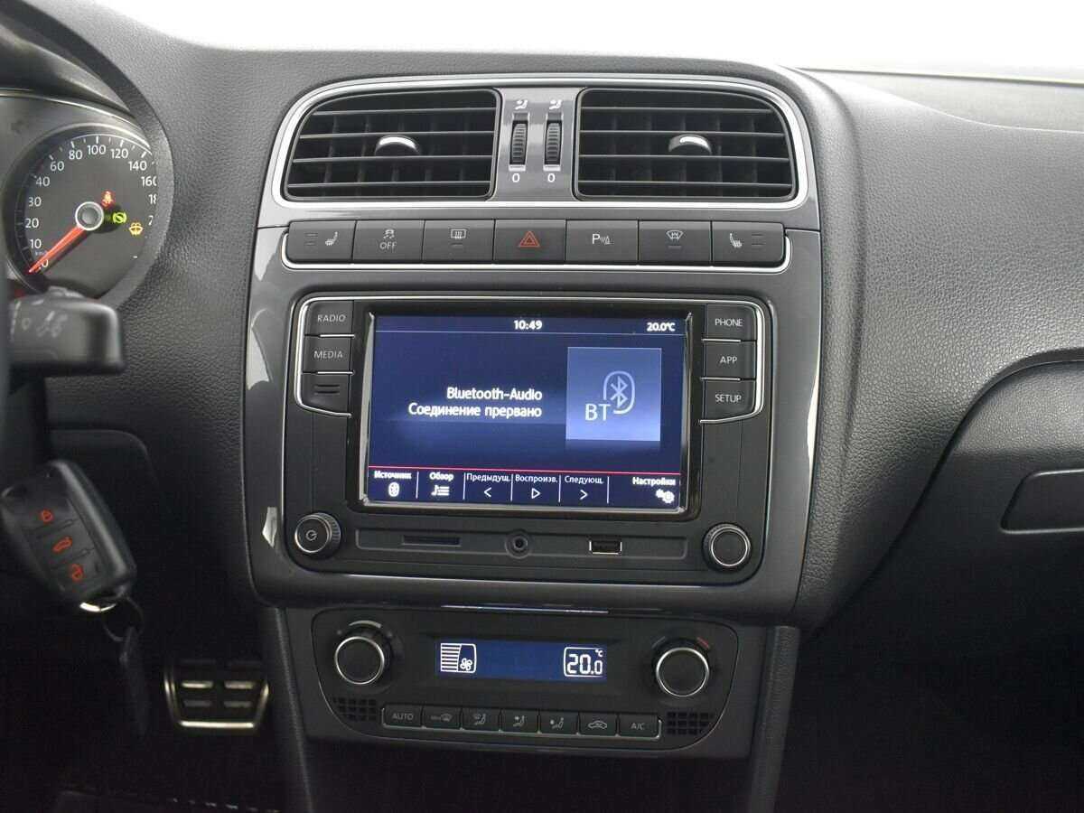 Купить Volkswagen Polo с пробегом. Фото: #11