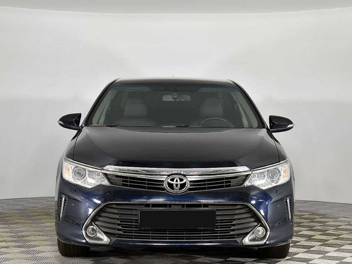 Купить Toyota Camry с пробегом. Фото: #2