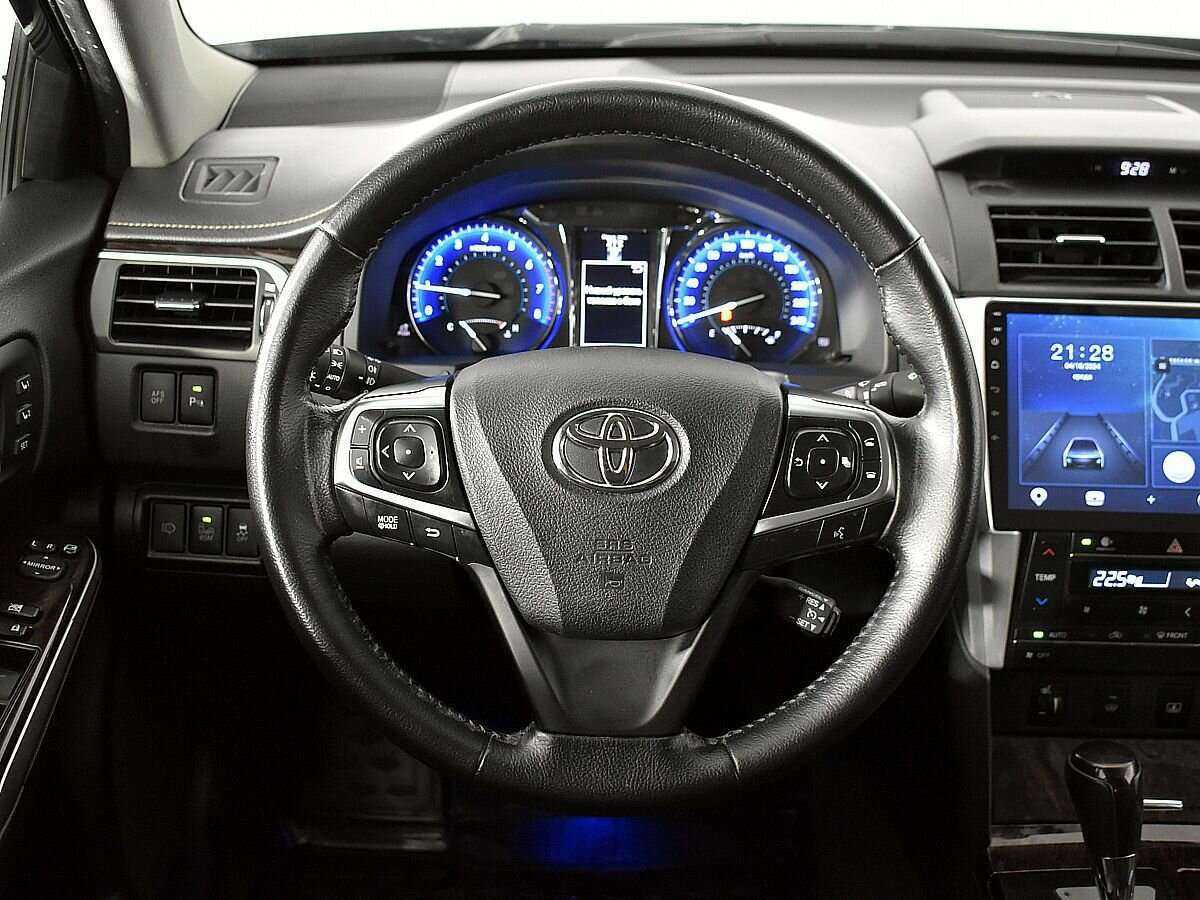 Купить Toyota Camry с пробегом. Фото: #10