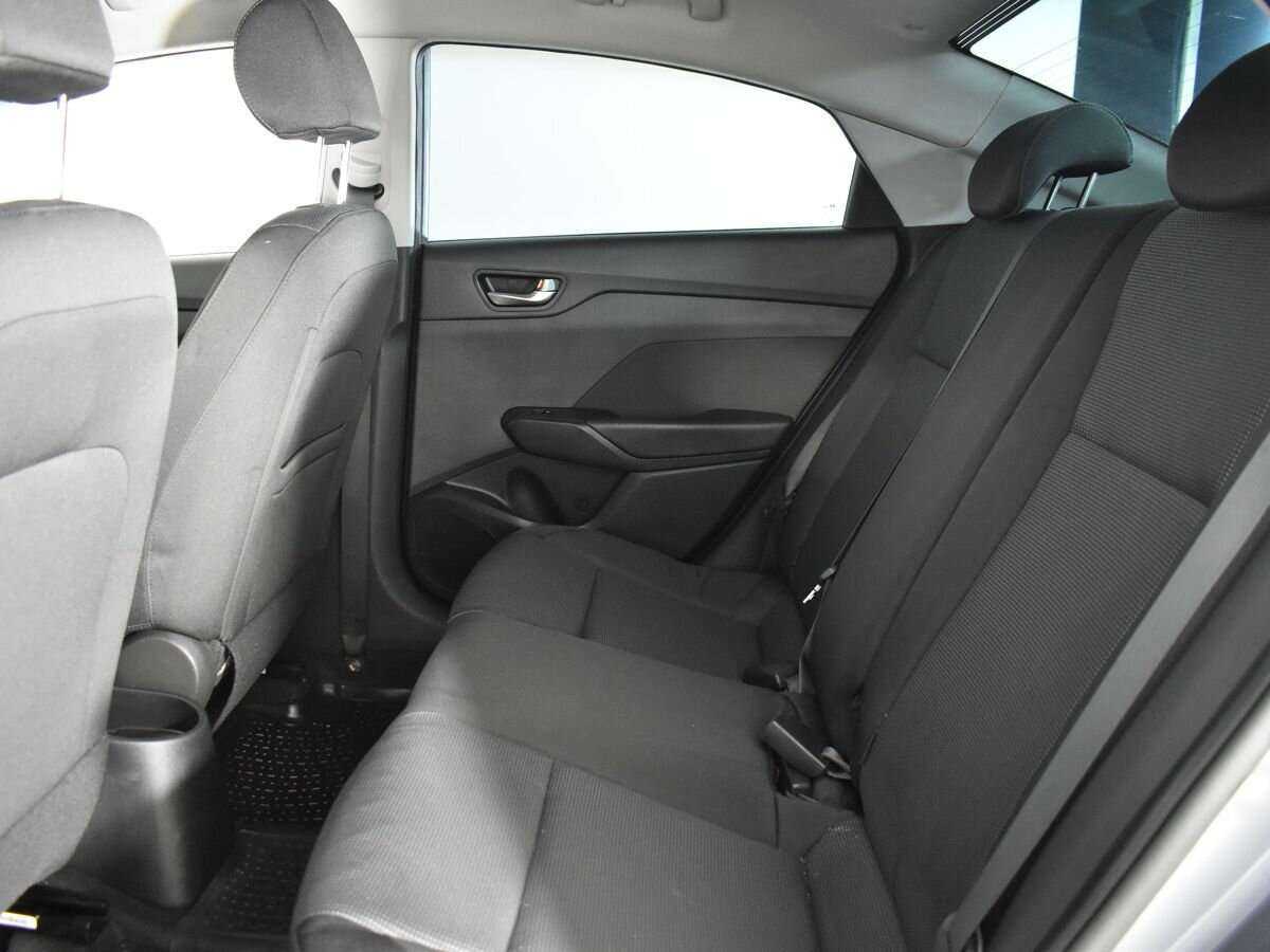 Купить Hyundai Solaris с пробегом. Фото: #13