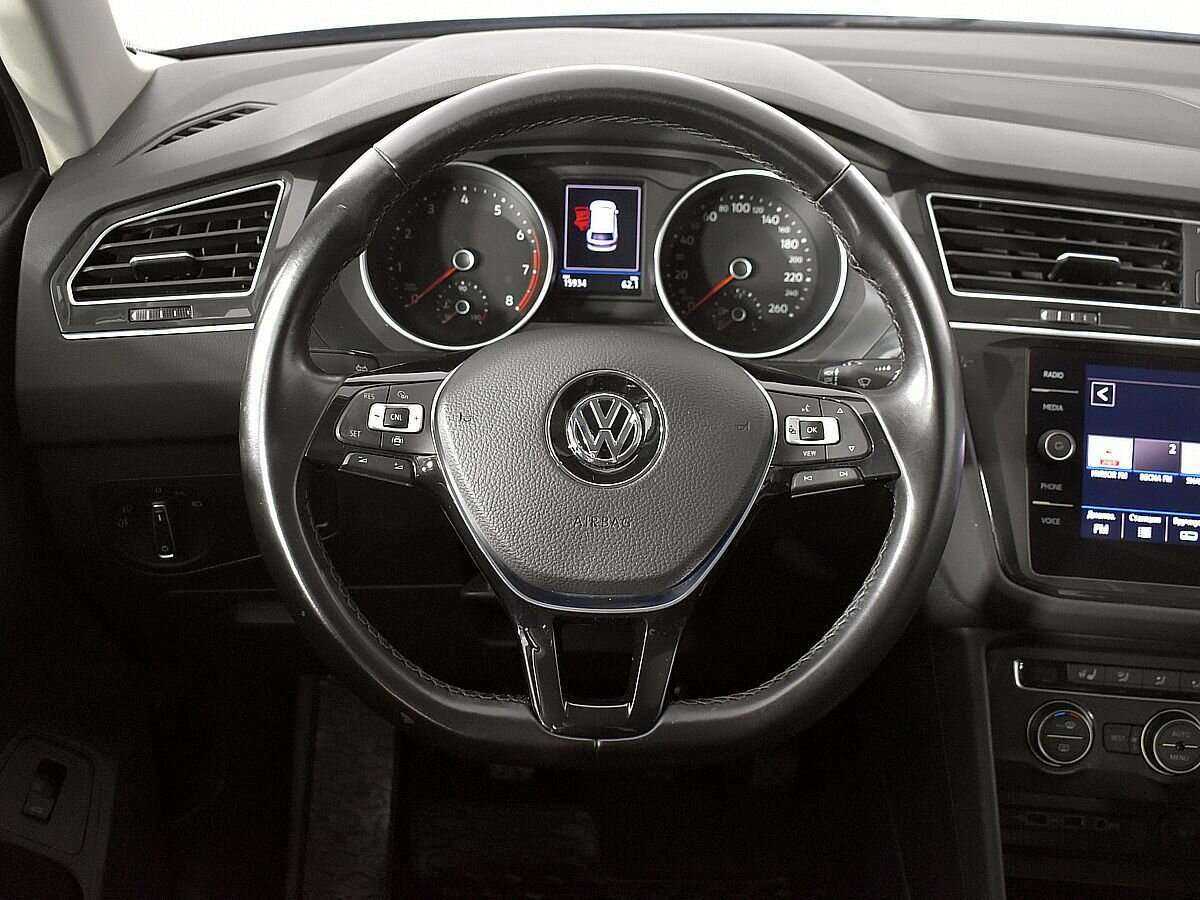 Купить Volkswagen Tiguan с пробегом. Фото: #8