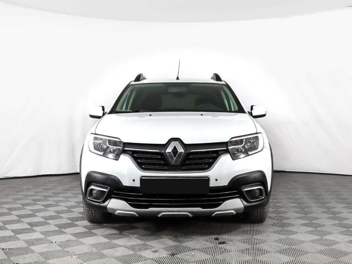 Купить Renault Sandero с пробегом. Фото: #1
