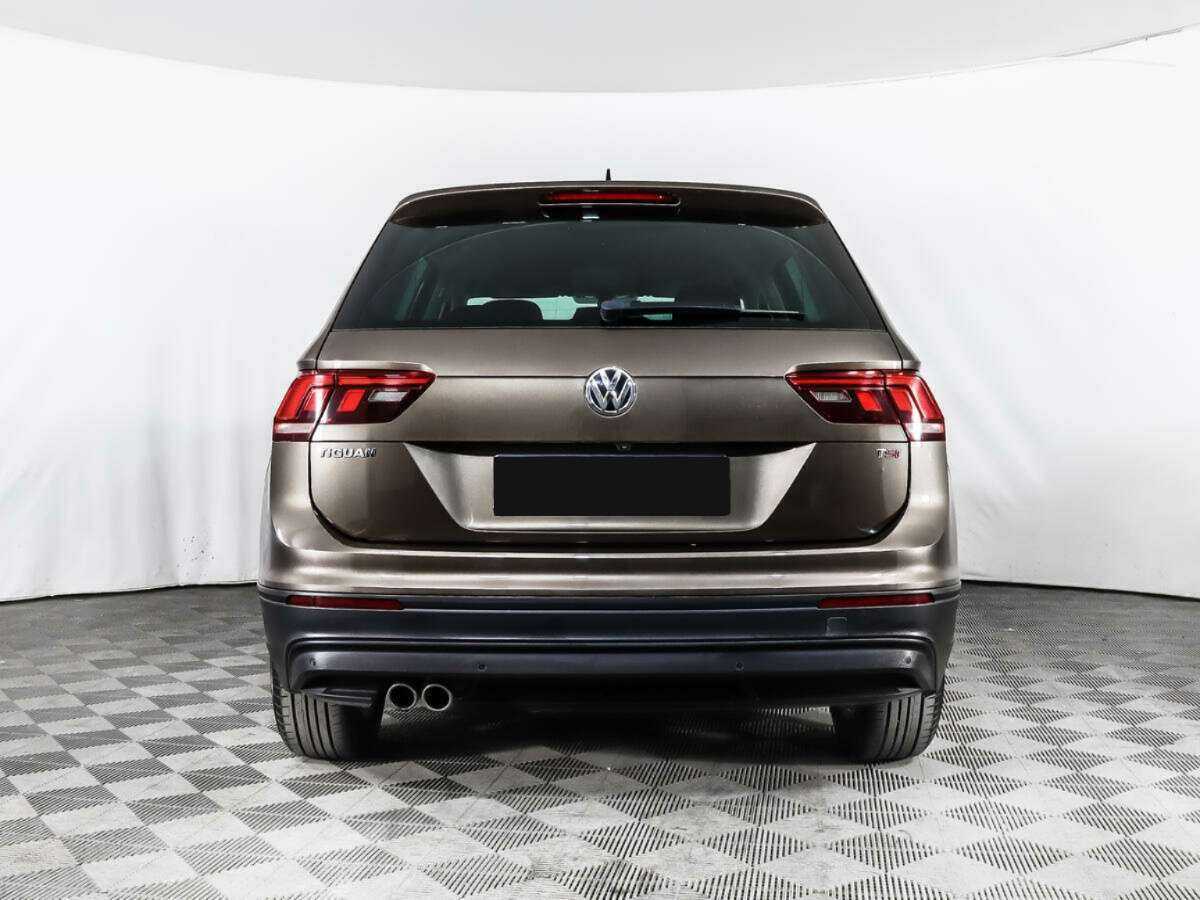 Купить Volkswagen Tiguan с пробегом. Фото: #5