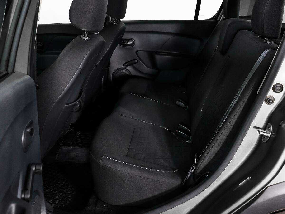 Купить Renault Sandero с пробегом. Фото: #7