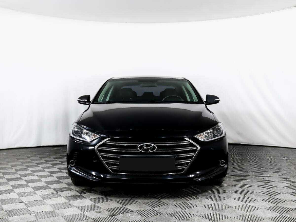 Купить Hyundai Elantra с пробегом. Фото: #1