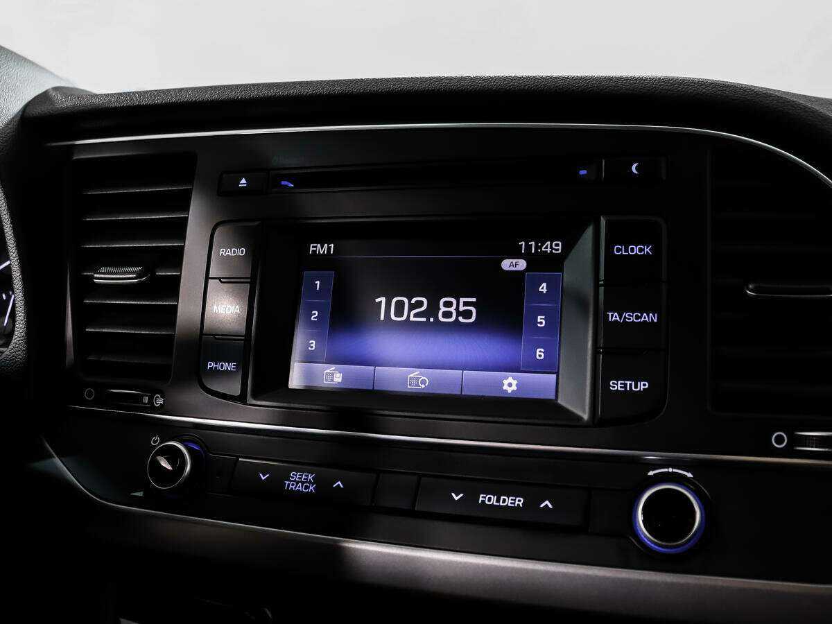 Купить Hyundai Elantra с пробегом. Фото: #12