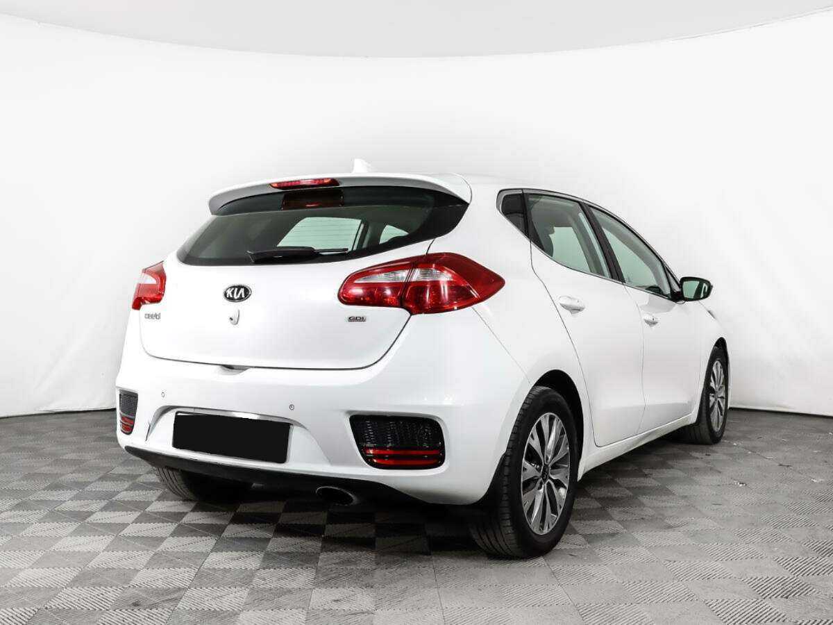 Купить Kia Ceed с пробегом. Фото: #2