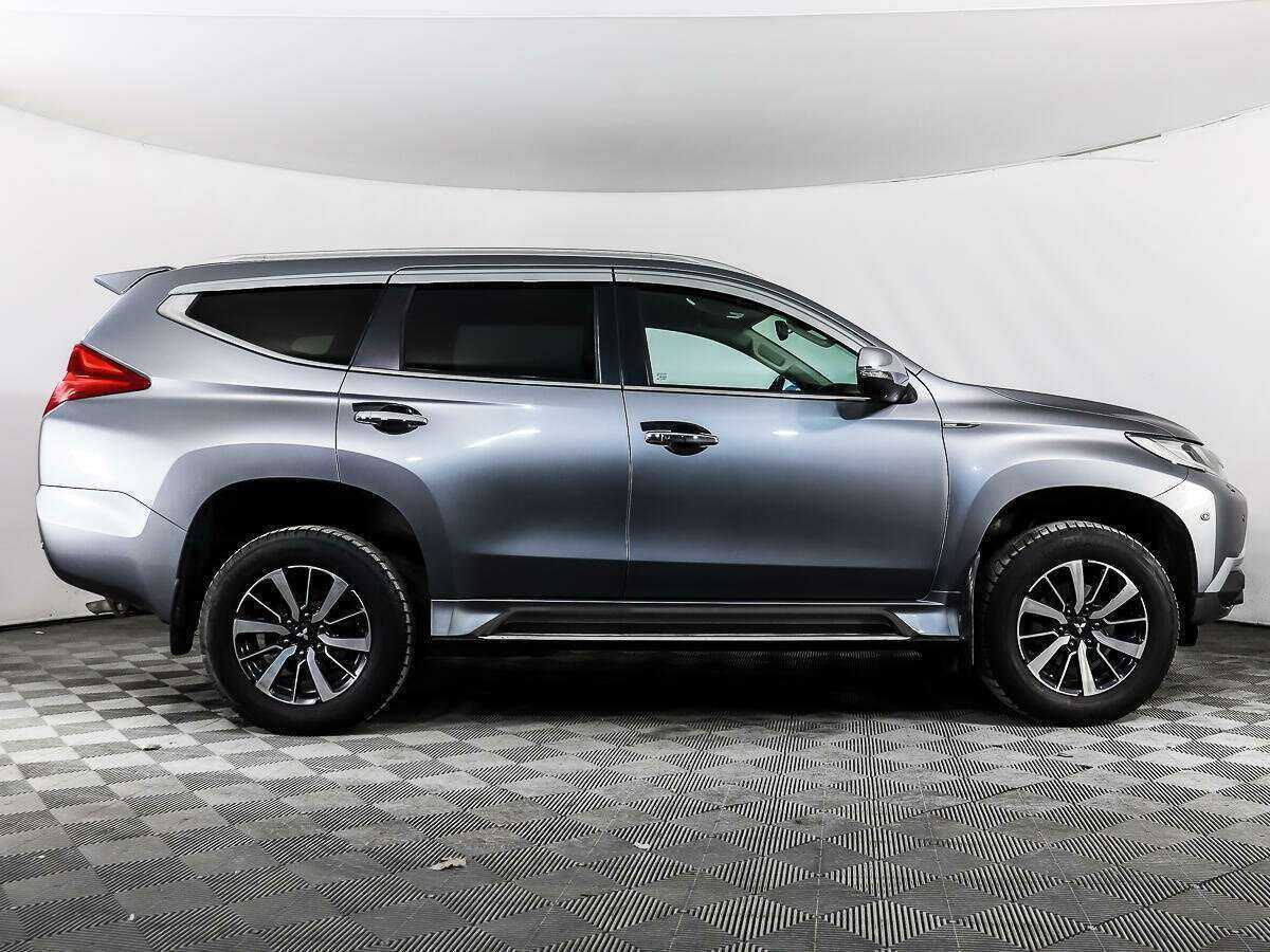 Купить Mitsubishi Pajero Sport с пробегом. Фото: #3