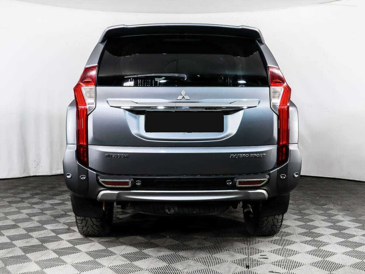 Купить Mitsubishi Pajero Sport с пробегом. Фото: #4