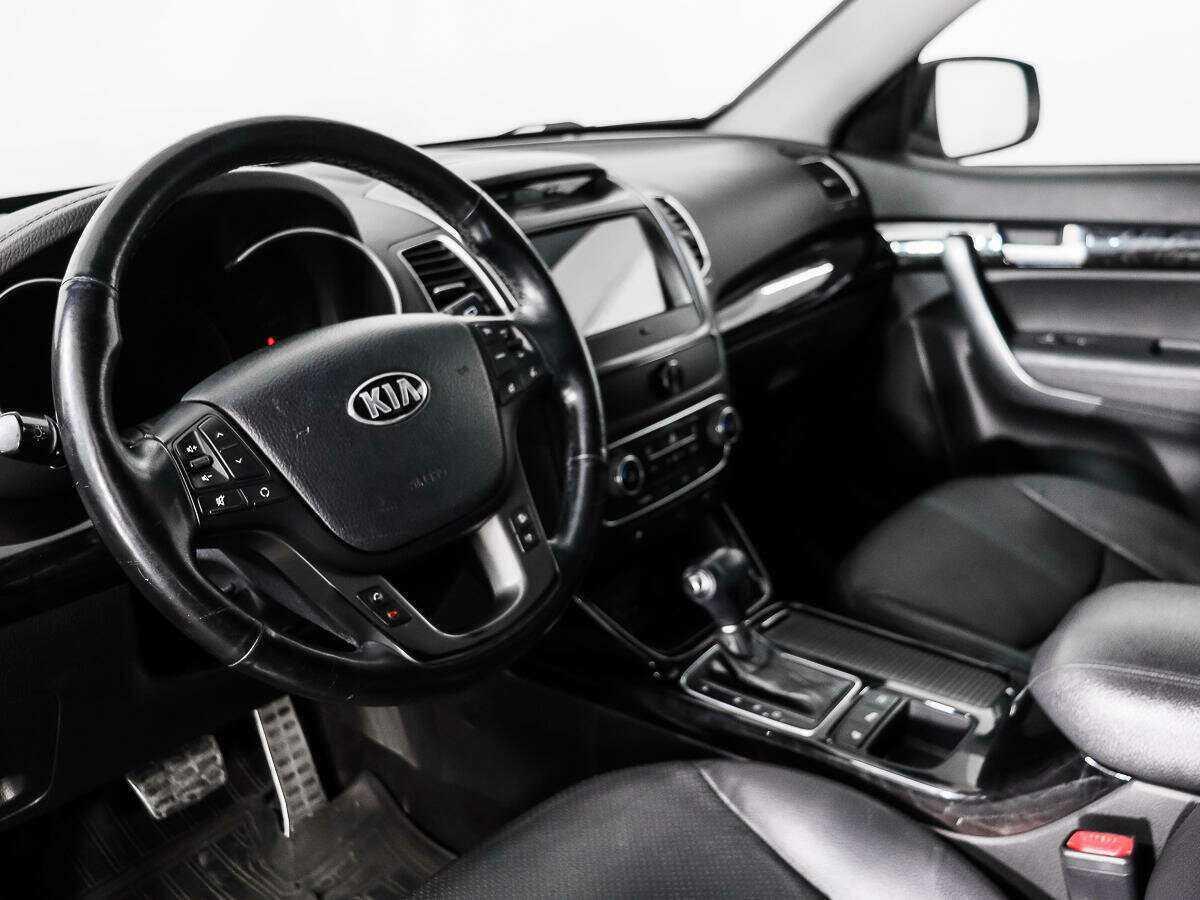 Купить Kia Sorento с пробегом. Фото: #8