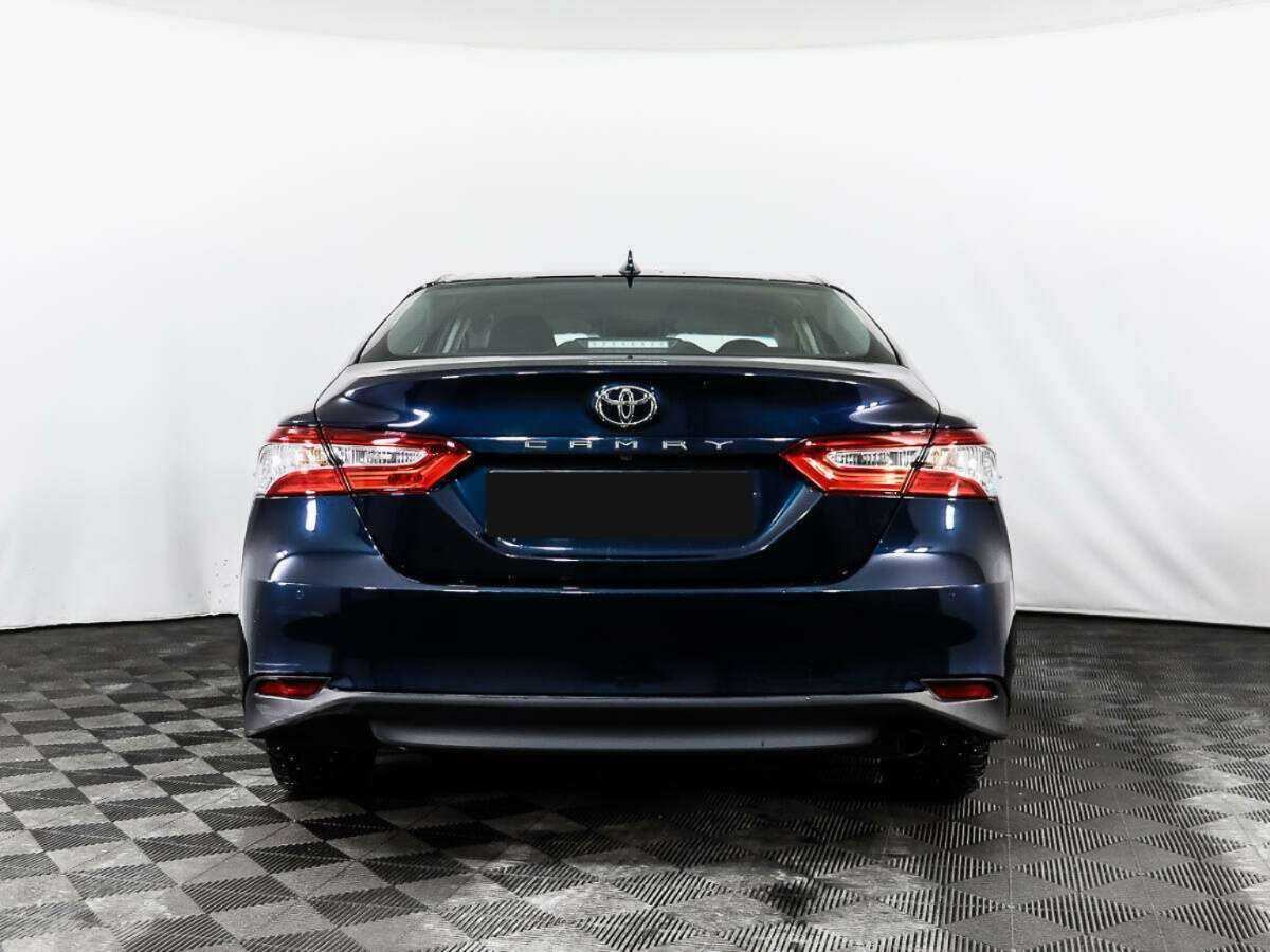 Купить Toyota Camry с пробегом. Фото: #3