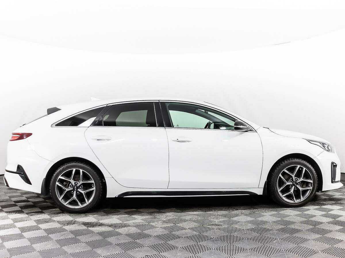 Купить Kia Proceed с пробегом. Фото: #3