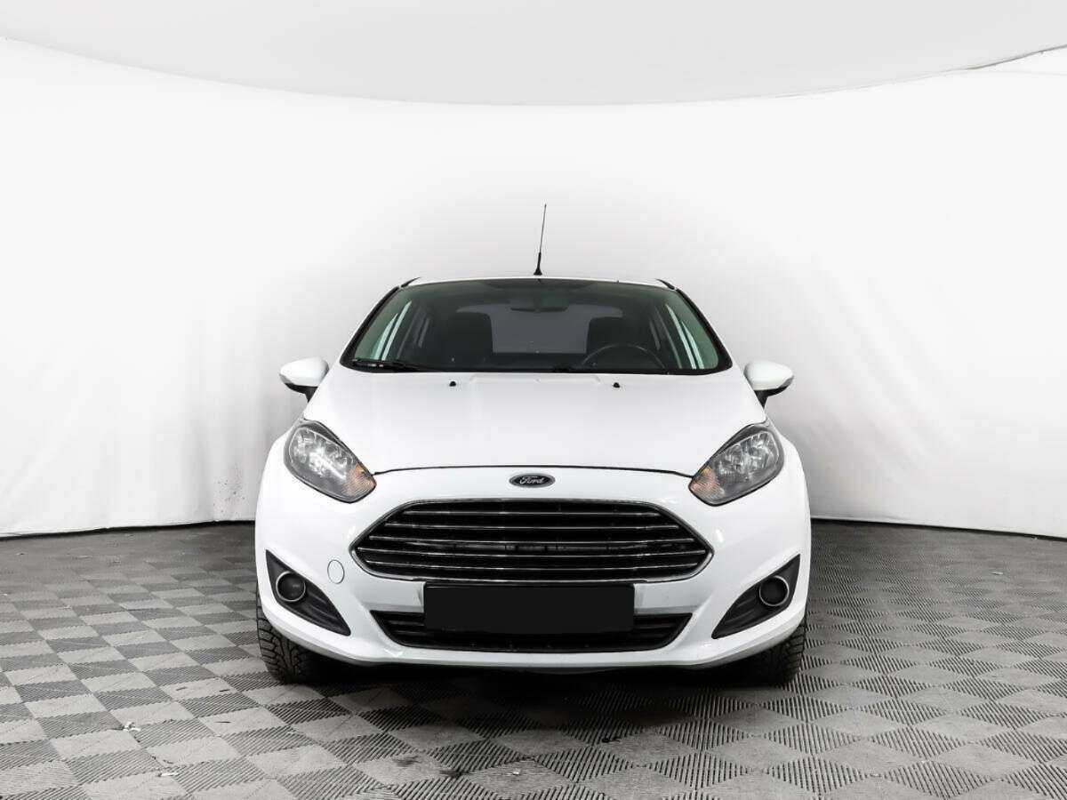 Купить Ford Fiesta с пробегом. Фото: #1