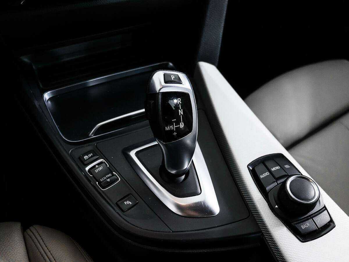 Купить BMW 3 серии с пробегом. Фото: #10