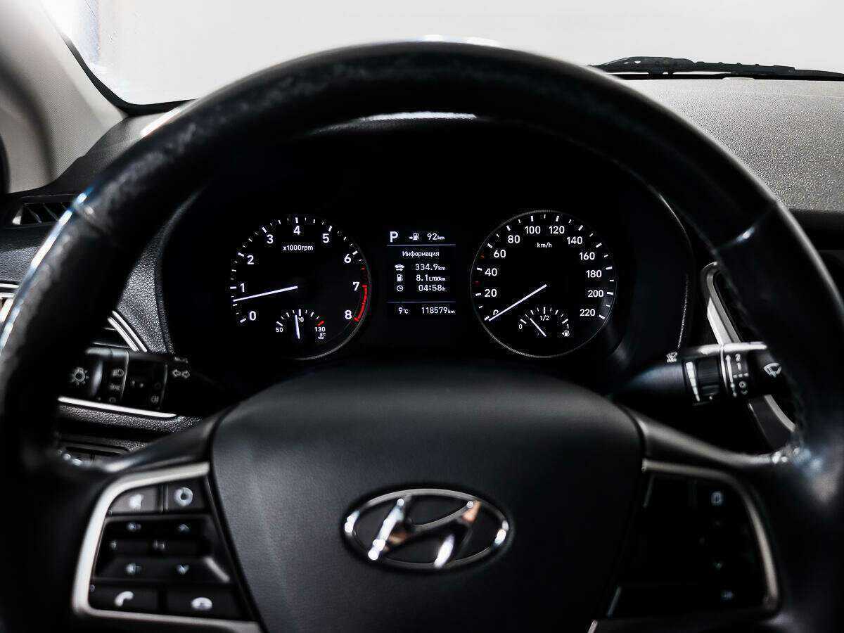 Купить Hyundai Solaris с пробегом. Фото: #15