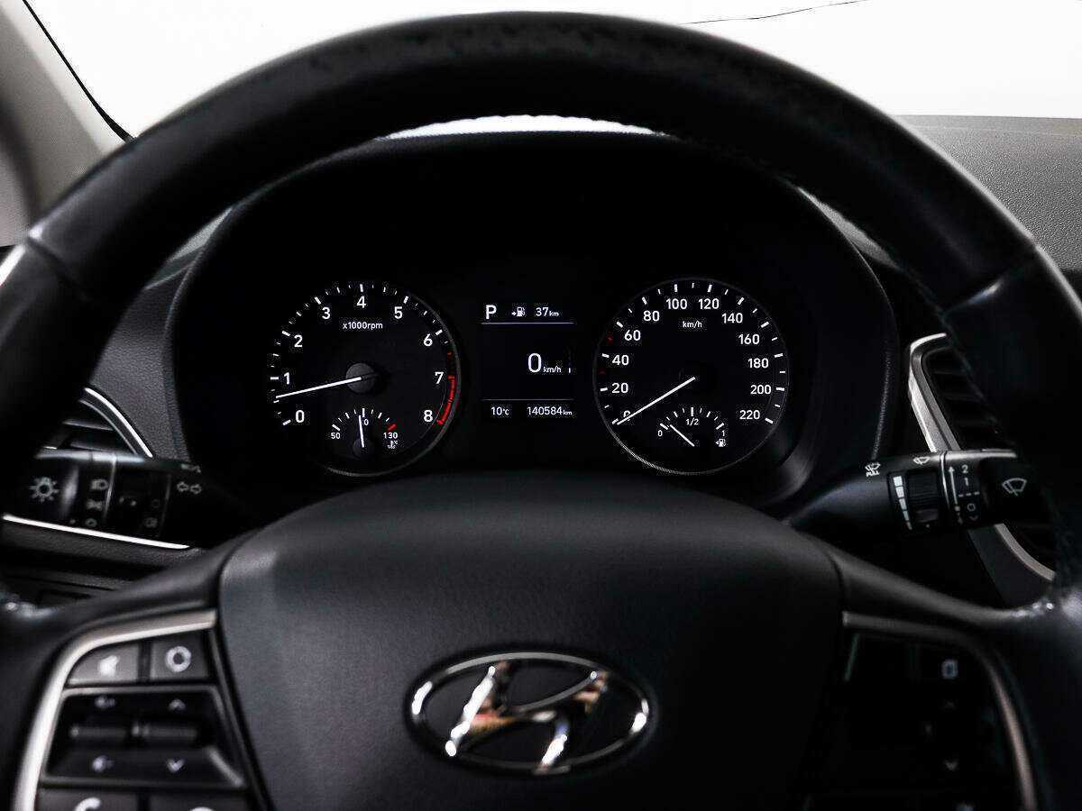 Купить Hyundai Solaris с пробегом. Фото: #12