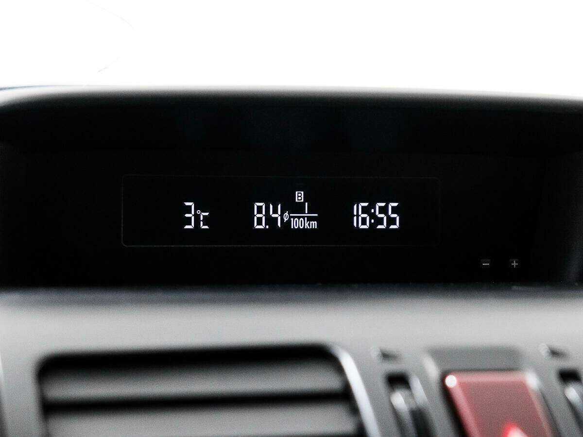 Купить Subaru Impreza с пробегом. Фото: #12