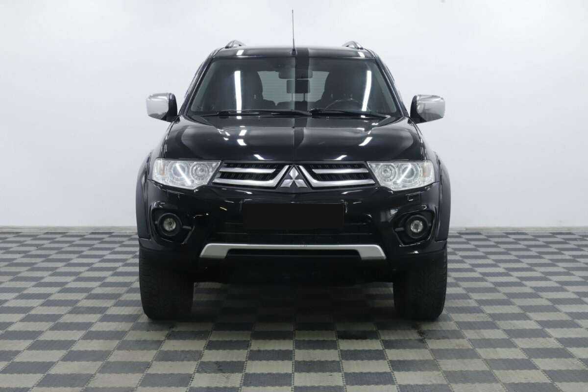Купить Mitsubishi Pajero Sport с пробегом. Фото: #3