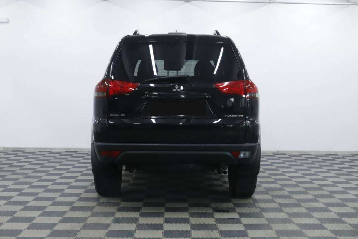 Купить Mitsubishi Pajero Sport с пробегом. Фото: #4