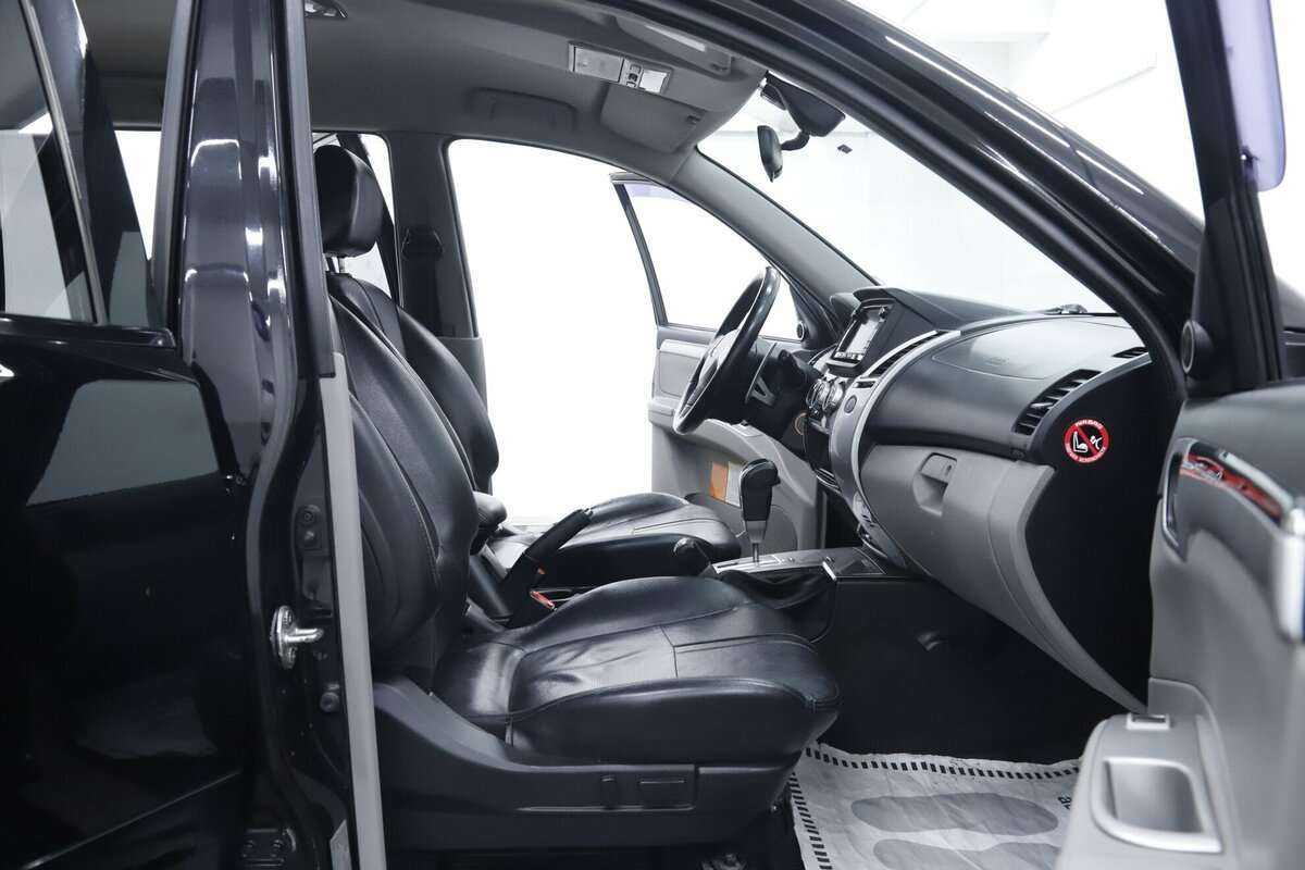 Купить Mitsubishi Pajero Sport с пробегом. Фото: #15