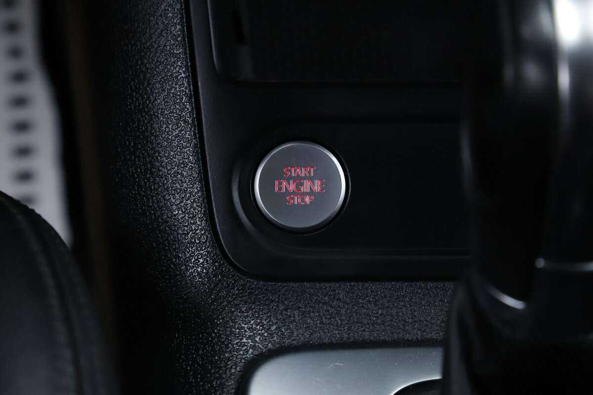 Купить Volkswagen Tiguan с пробегом. Фото: #14