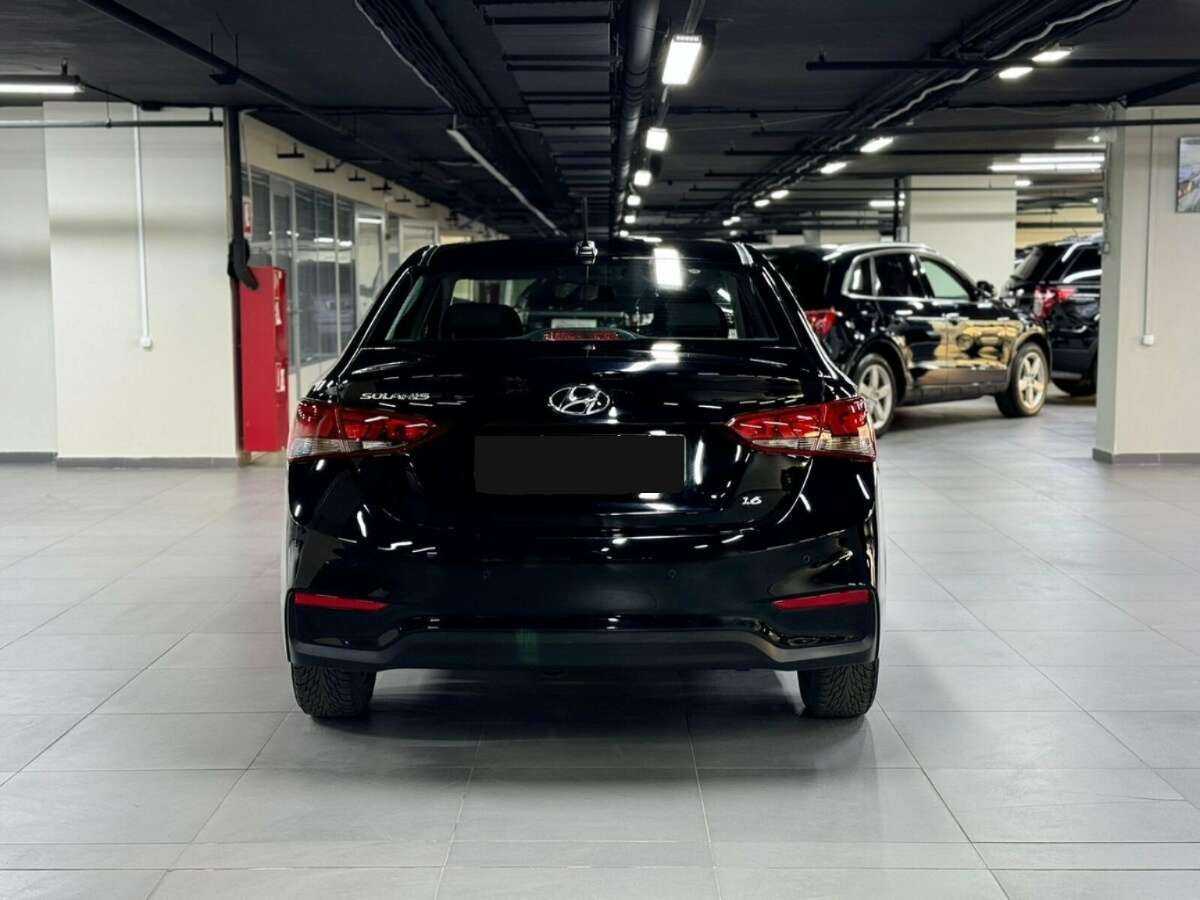 Купить Hyundai Solaris с пробегом. Фото: #8