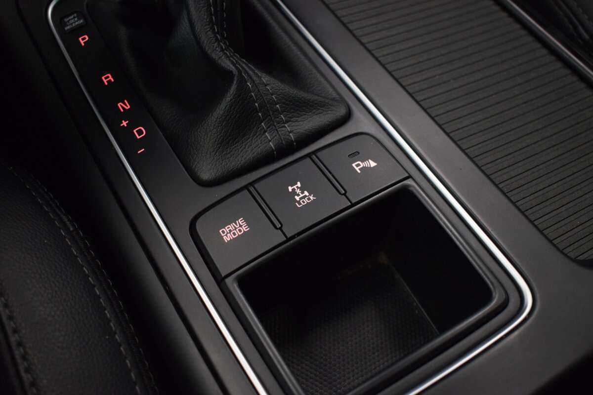 Купить Kia Sorento с пробегом. Фото: #22