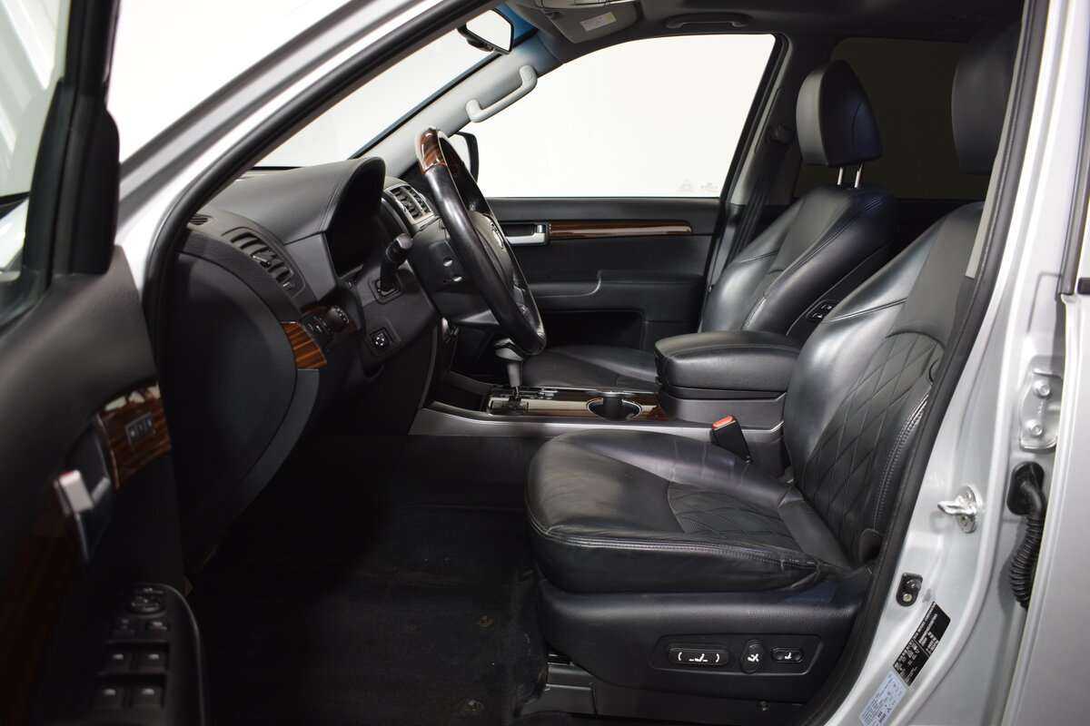 Купить Kia Mohave с пробегом. Фото: #12