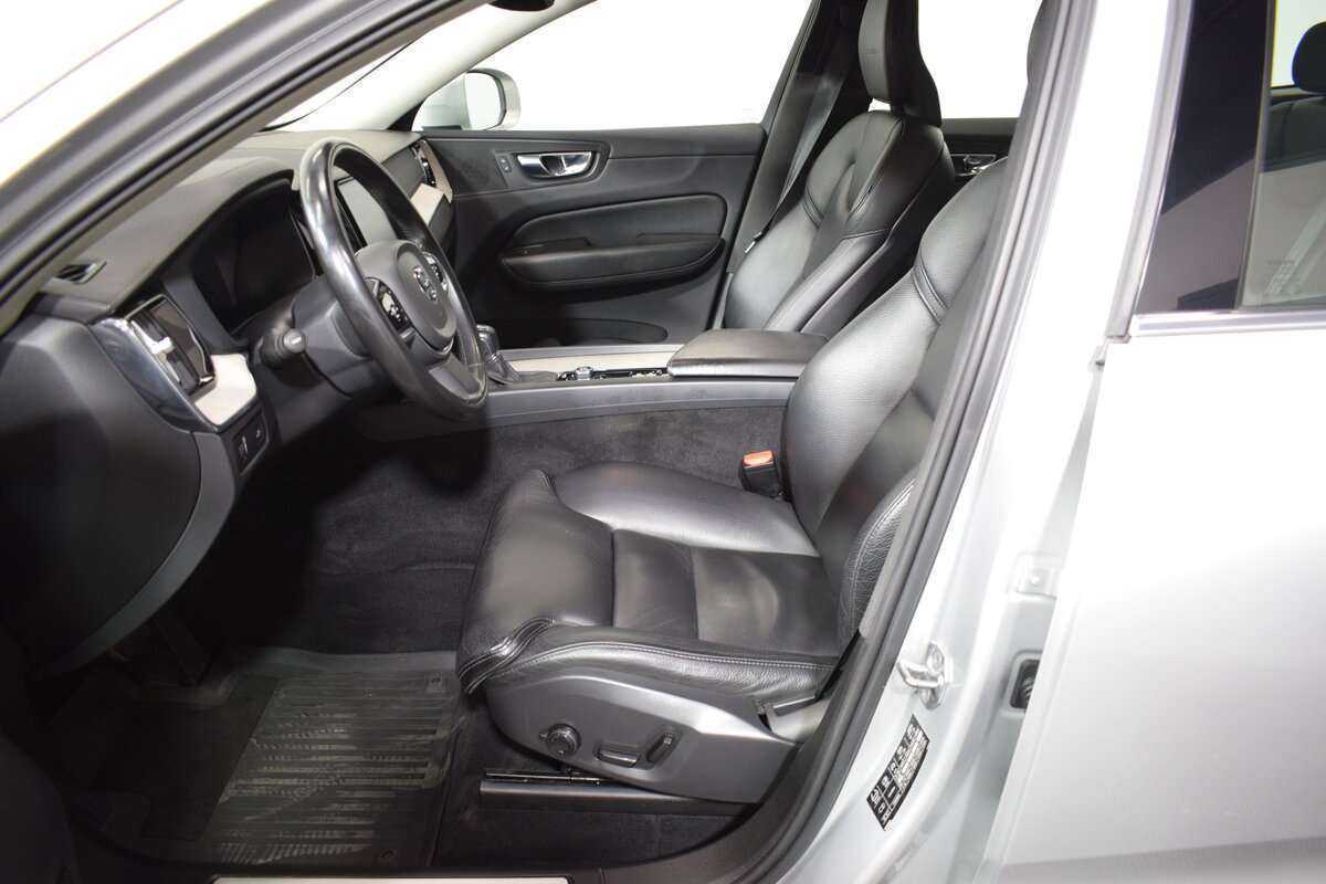 Купить Volvo XC60 с пробегом. Фото: #7