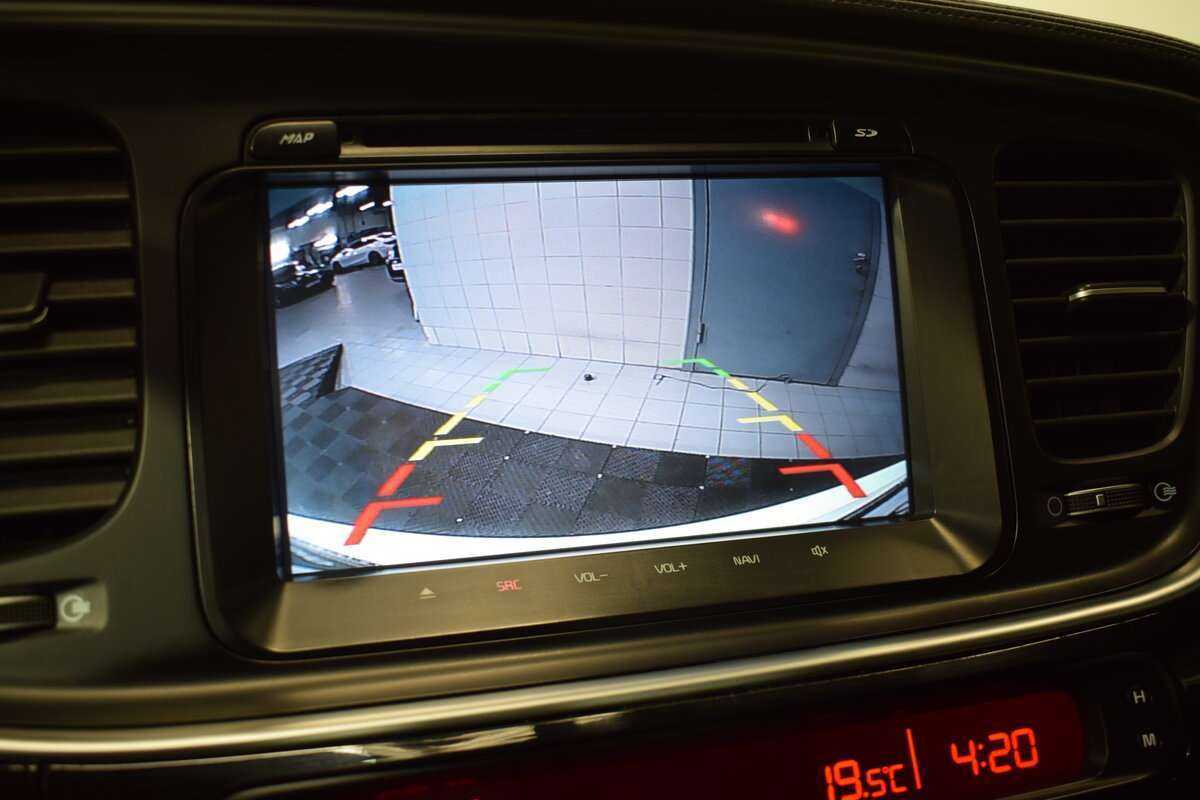 Купить Kia Optima с пробегом. Фото: #18