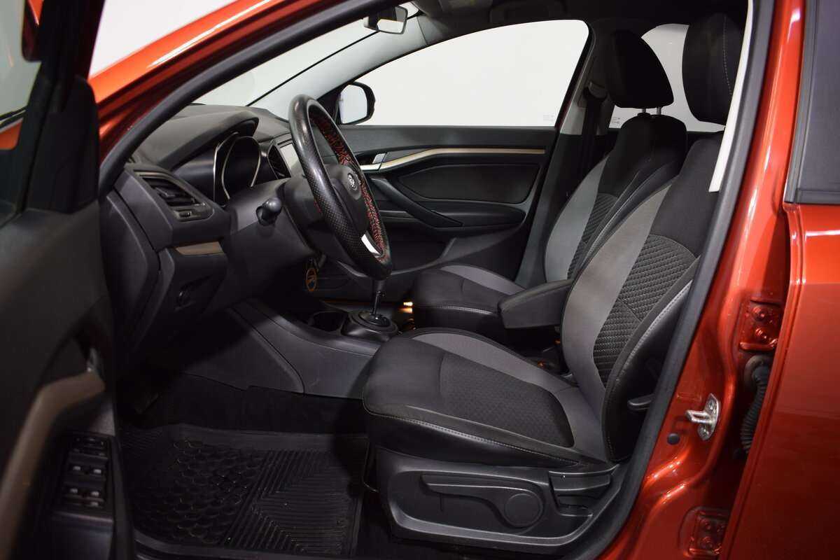 Купить Lada (ВАЗ) Vesta с пробегом. Фото: #10