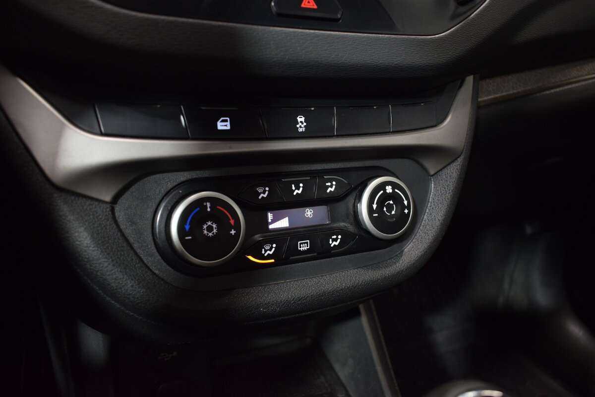 Купить Lada (ВАЗ) Vesta с пробегом. Фото: #15