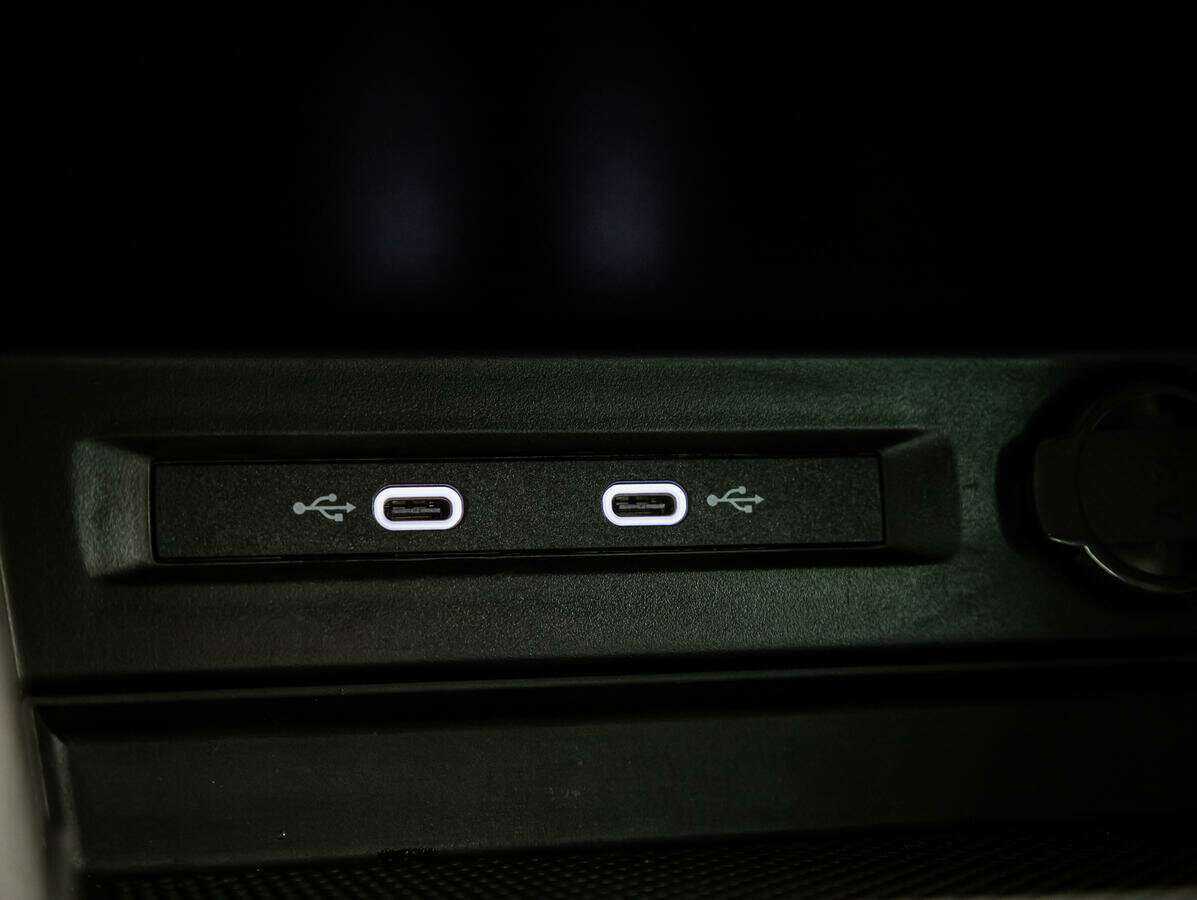 Купить Volkswagen Tiguan с пробегом. Фото: #13