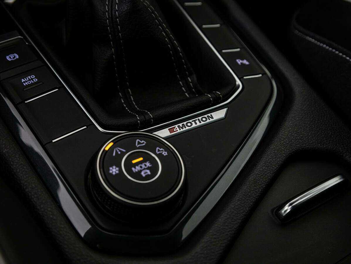 Купить Volkswagen Tiguan с пробегом. Фото: #14