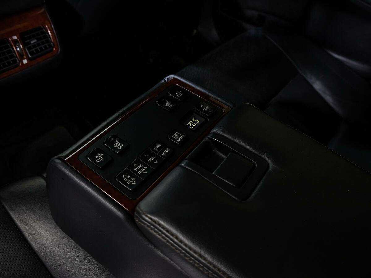 Продажа Б/У Тойота Камри. Фото: #19