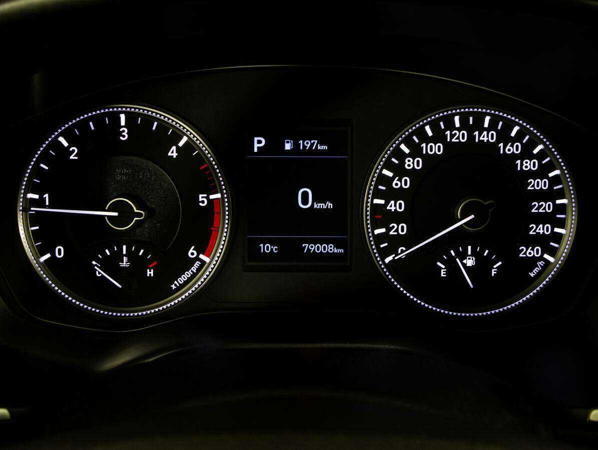 Купить Hyundai Santa Fe с пробегом. Фото: #20