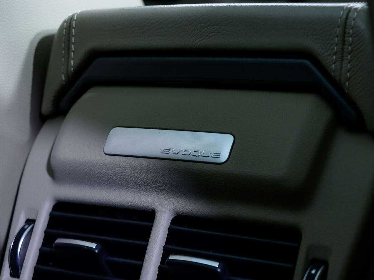 Купить Land Rover Range Rover Evoque с пробегом. Фото: #13